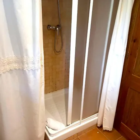 Apartment Casa Con Jardin En Guils